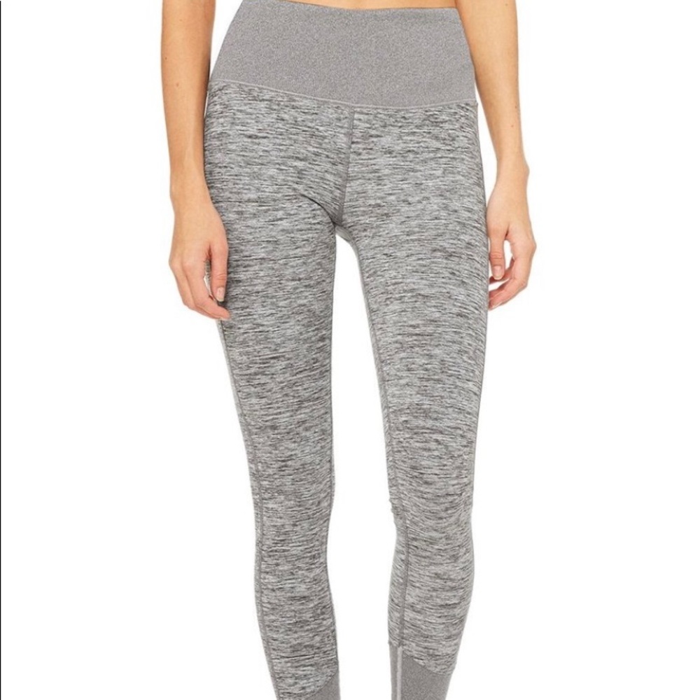 Alo yoga pant size xs good condition